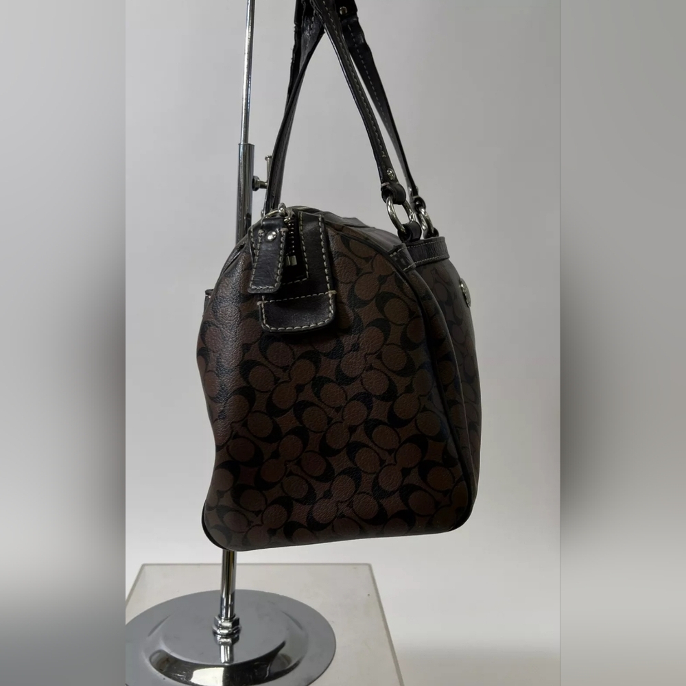 COACH Chelsea Heritage Stripe Signature Monogram Doctor Bag Barrel Bag tote bag - Picture 3 of 11